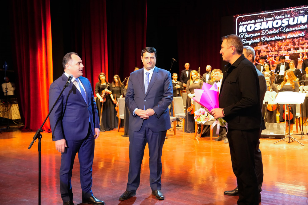 Elm və musiqi eyni səhnədə: NDU-nun dəvəti ilə Umut Yıldız Naxçıvanda<font color=red> - FOTOLAR</font>