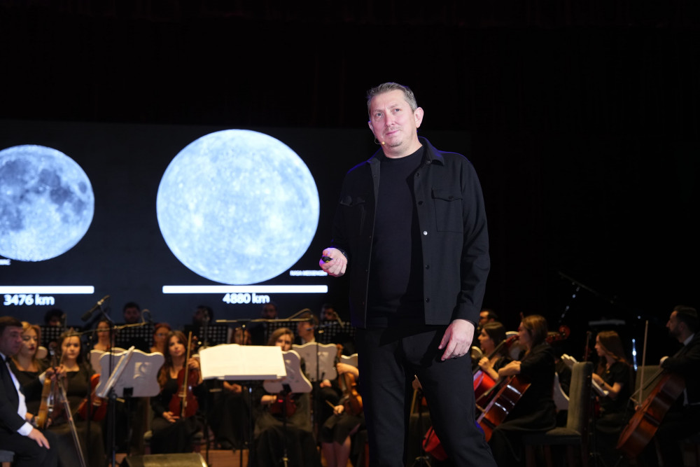 Elm və musiqi eyni səhnədə: NDU-nun dəvəti ilə Umut Yıldız Naxçıvanda<font color=red> - FOTOLAR</font>