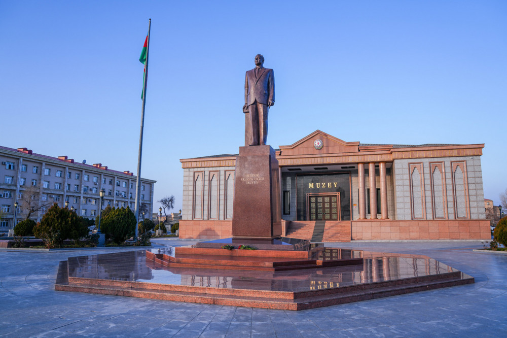 Su ehtiyatlarından səmərəli istifadənin təmin edilməsi ilə bağlı yaradılmış Komissiyanın heyəti Naxçıvana səfər edib<font color=red> - FOTOLAR</font>