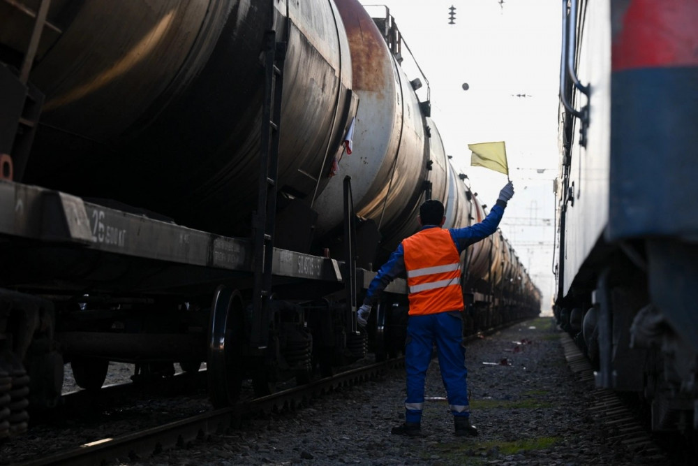 Azərbaycan yanacağını Ermənistana çatdıran ilk qatarın görüntüləri<font color=red> - FOTOLAR</font>