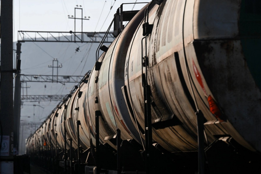 Azərbaycan yanacağını Ermənistana çatdıran ilk qatarın görüntüləri<font color=red> - FOTOLAR</font>