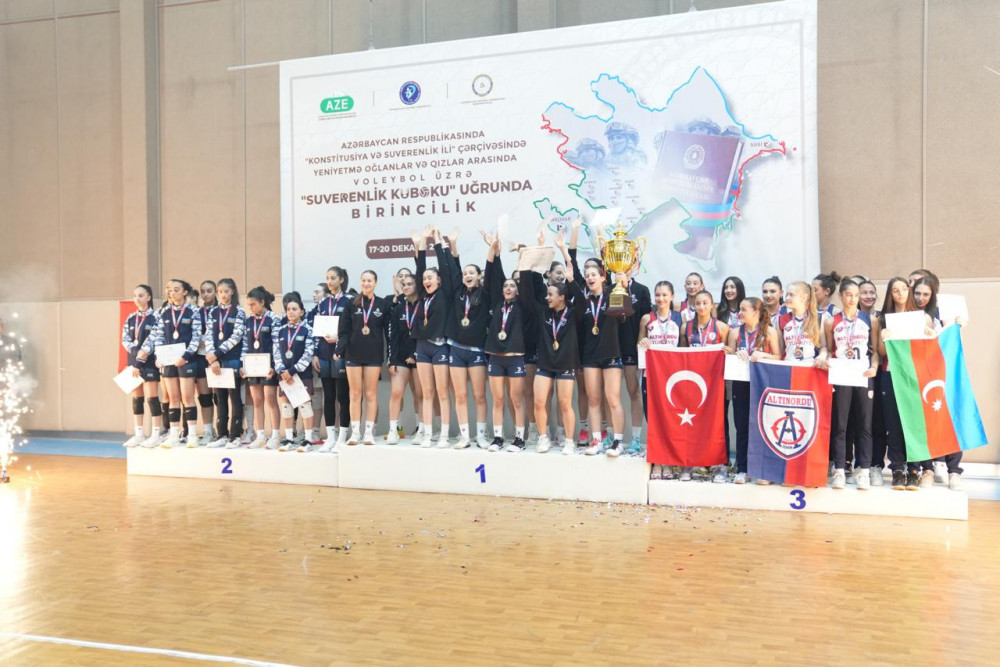 Naxçıvanda “Suverenlik kuboku” uğrunda voleybol birinciliyi başa çatıb<font color=red> - FOTOLAR</font>