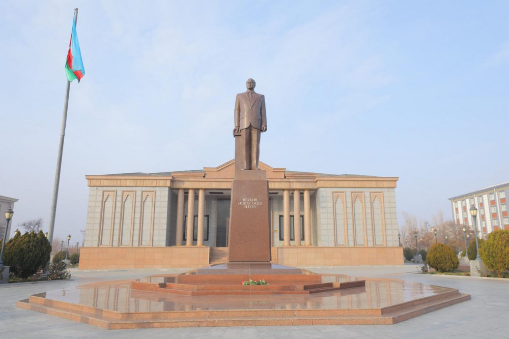 Naxçıvanda “Dövlət qurumlarının inormasiya təhlükəsizliyi rəhbərlərinin VII Zirvə Toplantısı” keçirilir<font color=red> - FOTOLAR</font>