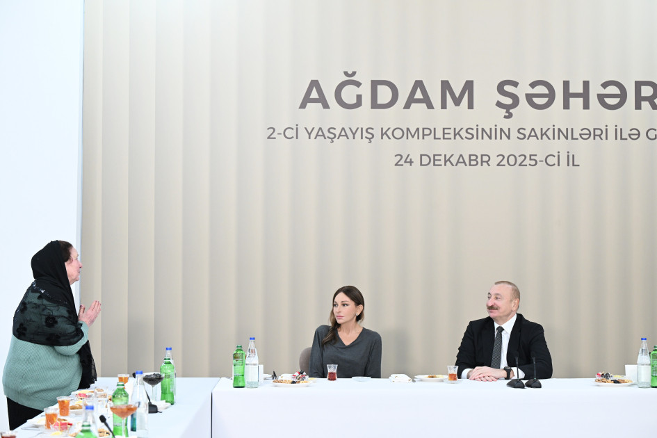 Prezident İlham Əliyev Ağdamda 2-ci yaşayış kompleksinin açılışında iştirak edib və buraya köçən sakinlərlə görüşüb<font color='red'> - YENİLƏNİB</font><font color=red> - FOTOLAR</font>