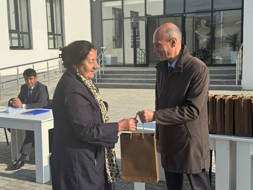 Horovluda daha 19 ailəyə evlərinin açarları təqdim olunub <font color=red> - FOTOLAR</font>