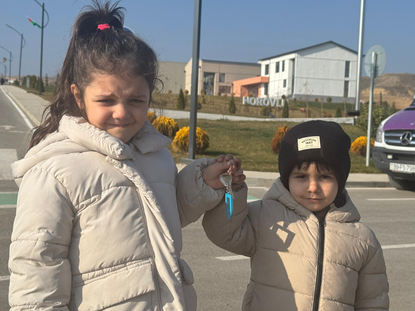 Horovluda daha 19 ailəyə evlərinin açarları təqdim olunub <font color=red> - FOTOLAR</font>