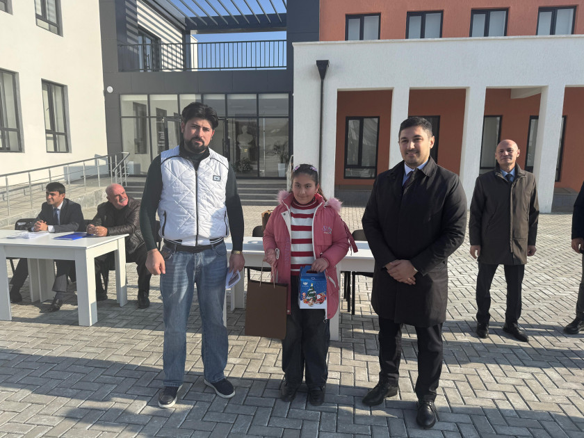 Horovluda daha 19 ailəyə evlərinin açarları təqdim olunub <font color=red> - FOTOLAR</font>