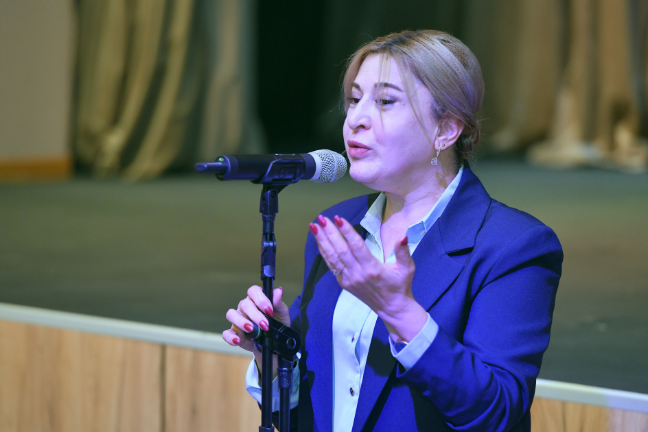 İrəvan Dövlət Azərbaycan Dram Teatrının binası istifadəyə verilib<font color=red> - FOTOLAR</font>