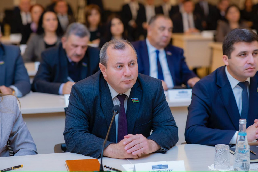 Ali Məclisin 2025-ci il payız sessiyasının  növbəti iclası keçirilib<font color=red> - FOTOLAR</font>