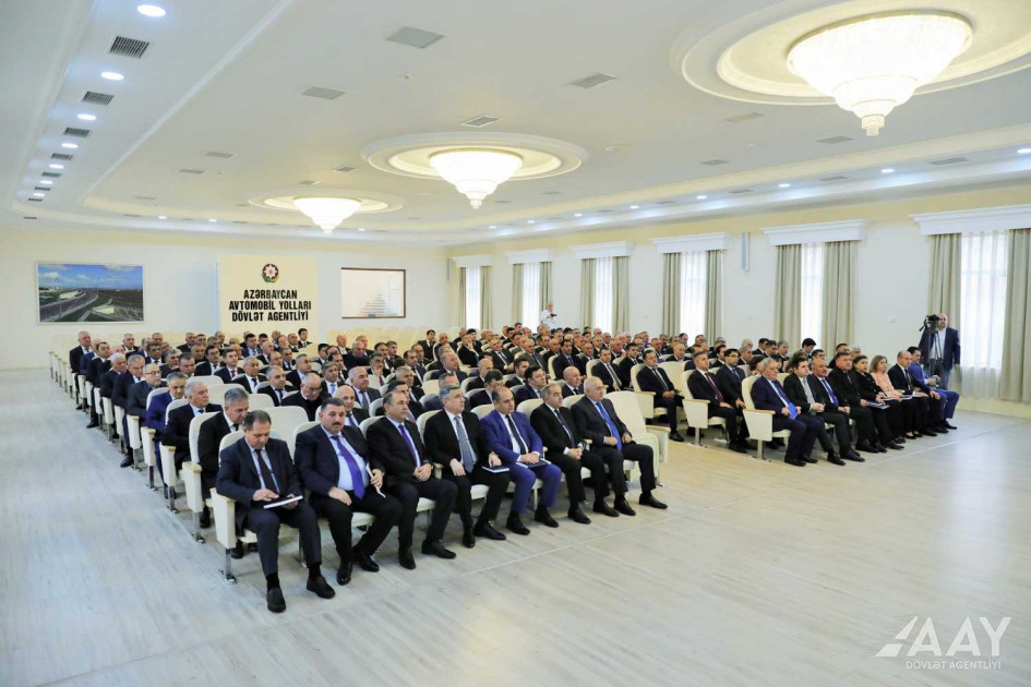 Azad edilmiş ərazilərdə uzunluğu 3700 kilometrdən çox olan avtomobil yolları inşa olunur<font color=red> - FOTOLAR</font>