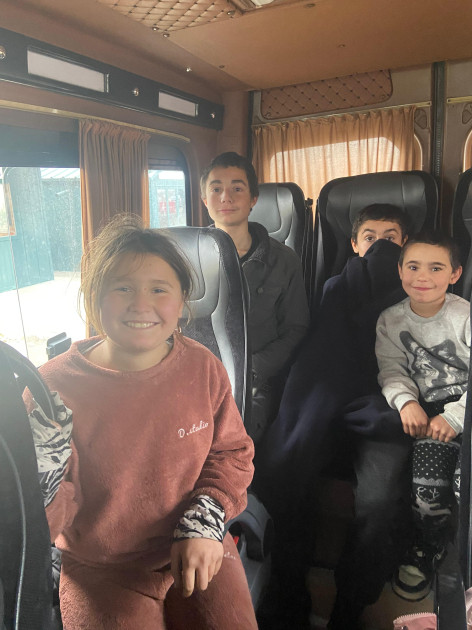 Hadrut qəsəbəsinə 13 ailə yola salınıb<font color=red> - FOTOLAR</font>