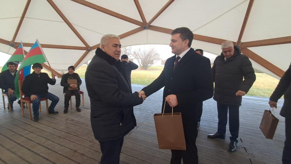 Seyidbəyli kəndinə növbəti köç: Daha 11 ailə doğma yurduna qovuşdu<font color=red> - FOTOLAR</font>