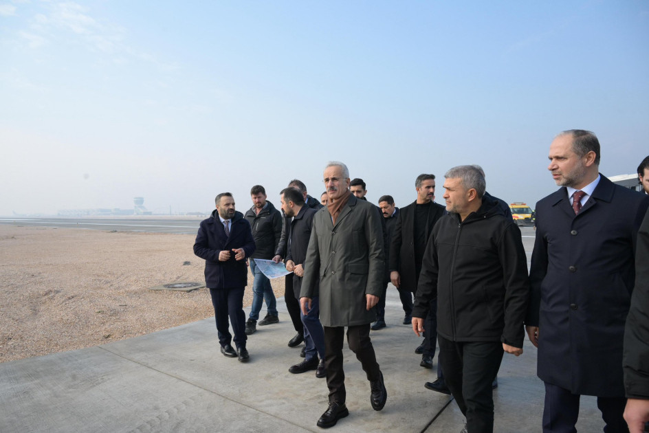 Zəlzələ nəticəsində ziyan görmüş Hatay hava limanı 2026-cı ildə tam bərpa olunacaq<font color=red> - FOTOLAR</font>