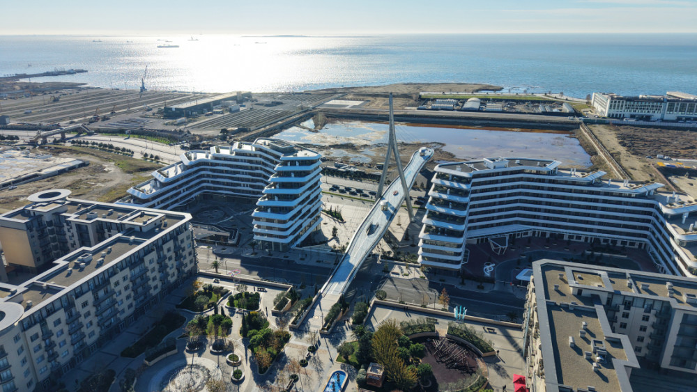 Prezident İlham Əliyev “Bakı Ağ Şəhər”də olub<font color='red'> - YENİLƏNİB</font><font color=red> - FOTOLAR</font>