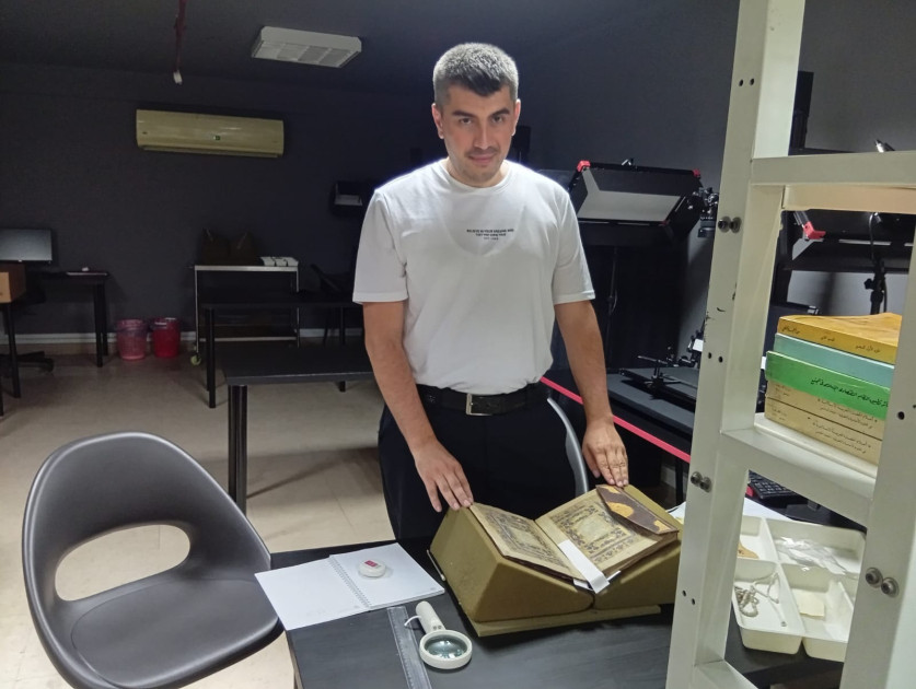 Misirdə Şah İsmayıl Xətainin sağlığında köçürülmüş “Divan”ı aşkar edilib<font color=red> - FOTOLAR</font>