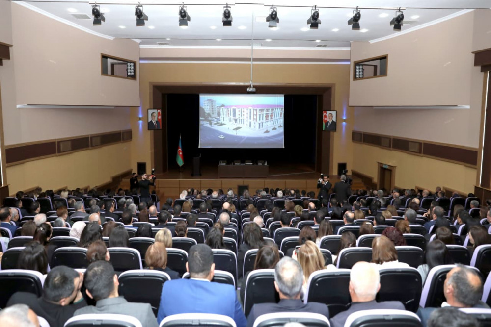 “2025-ci ildə Naxçıvan şəhərinin sosial-iqtisadi inkişafının yekunları və qarşıda duran vəzifələr”ə həsr olunmuş hesabat tədbiri keçirilib<font color=red> - FOTOLAR</font>