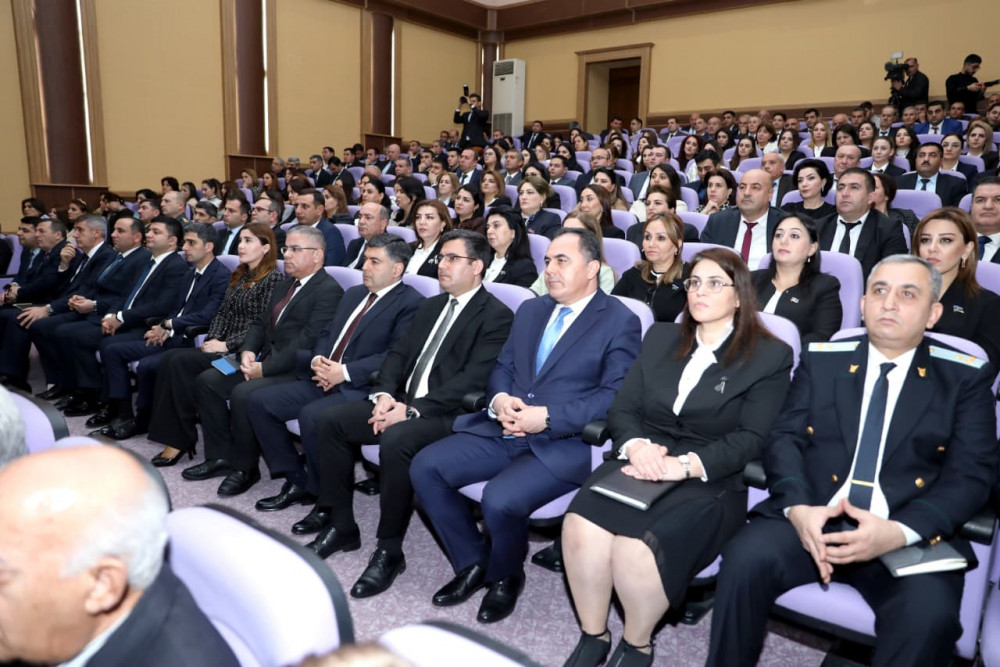 “2025-ci ildə Naxçıvan şəhərinin sosial-iqtisadi inkişafının yekunları və qarşıda duran vəzifələr”ə həsr olunmuş hesabat tədbiri keçirilib<font color=red> - FOTOLAR</font>