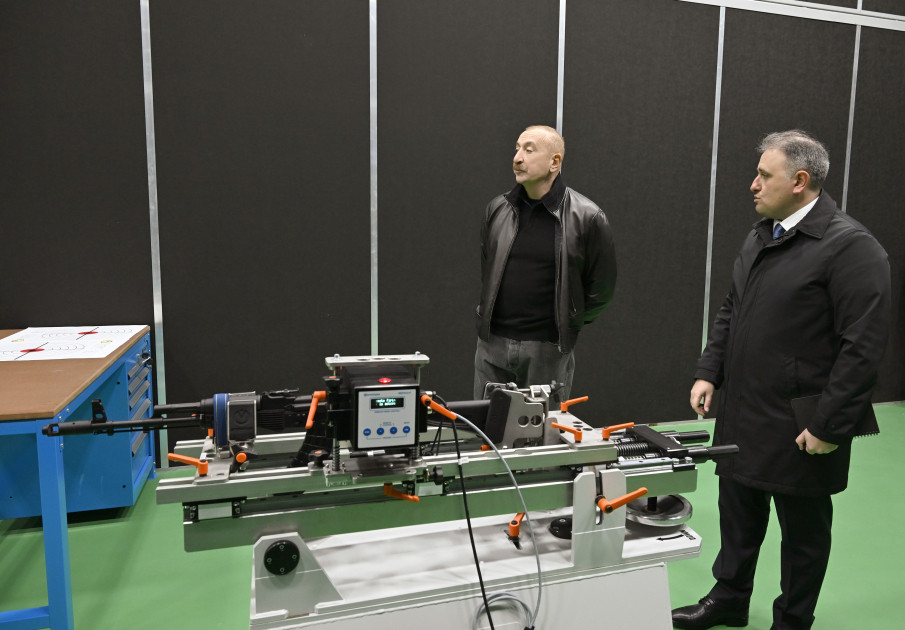 Prezident İlham Əliyev Tərtər elektromexanika zavodunun yenidənqurmadan sonra açılışında iştirak edib<font color='red'> - YENİLƏNİB</font><font color=red> - FOTOLAR</font>