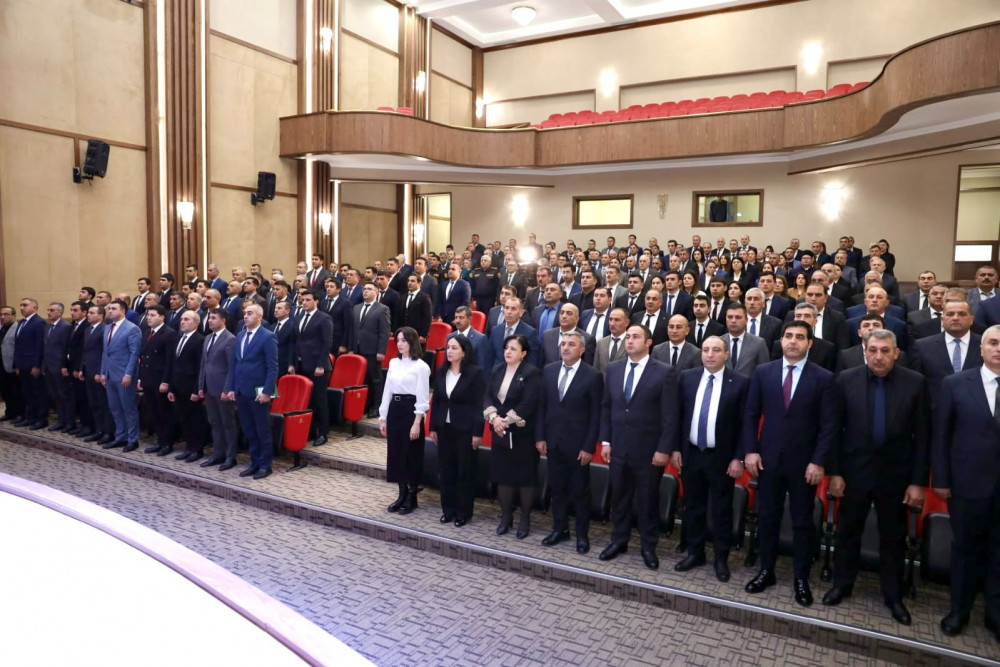 Şərurda ötən ilin sosial-iqtisadi inkişafının yekunları və qarşıda duran vəzifələr müzakirə edilib<font color=red> - FOTOLAR</font>