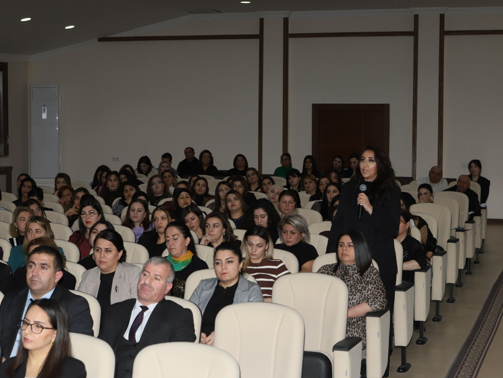 Naxçıvan Şəhər Təhsil Şöbəsinin təşkilatçılığı ilə “Tədris motivasiyası və öyrənməyə marağın artırılması” mövzusunda valideyn  konfransı  keçirilib<font color=red> - FOTOLAR</font>