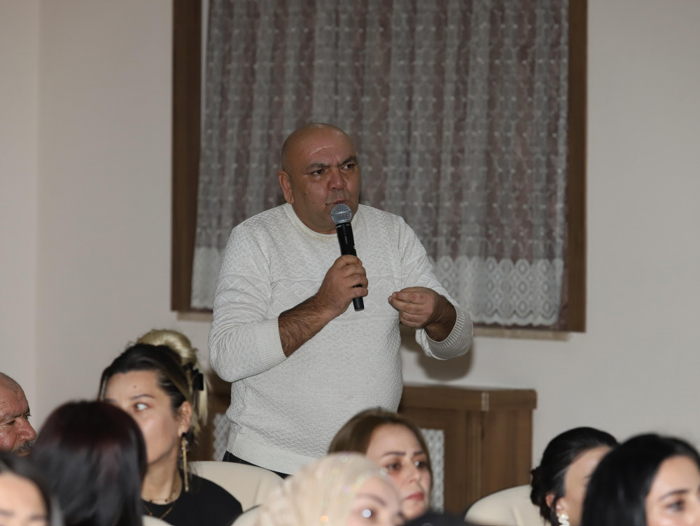 Naxçıvan Şəhər Təhsil Şöbəsinin təşkilatçılığı ilə “Tədris motivasiyası və öyrənməyə marağın artırılması” mövzusunda valideyn  konfransı  keçirilib<font color=red> - FOTOLAR</font>