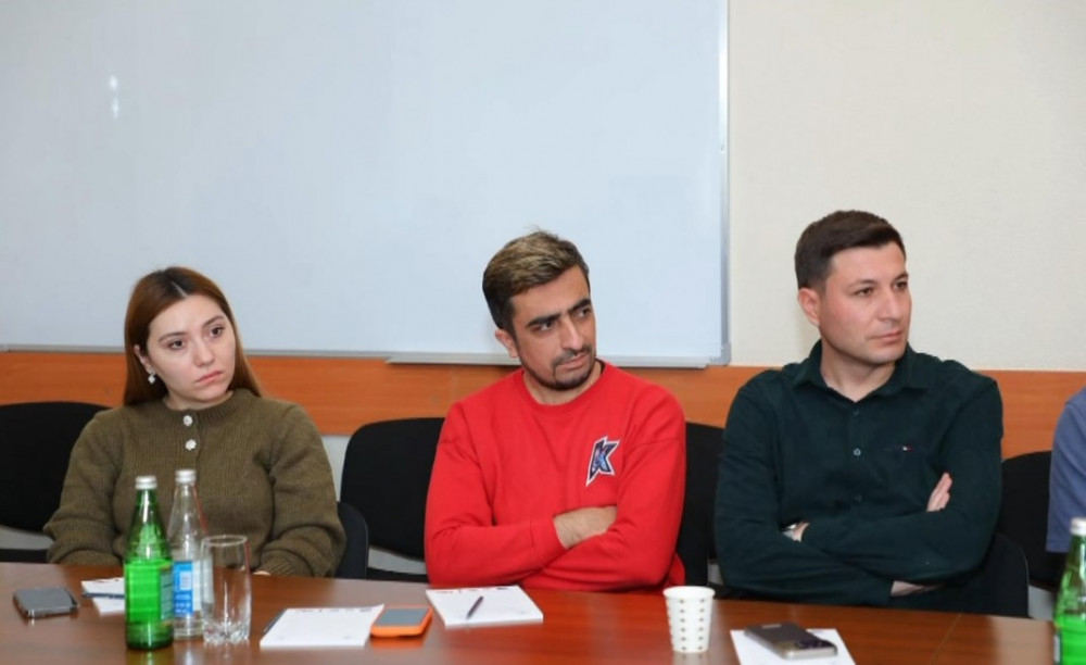 Teleradio Akademiyasında “Mediada Azərbaycan dili” mövzusunda təlimlərin növbəti mərhələsi təşkil olunub<font color=red> - FOTOLAR</font>