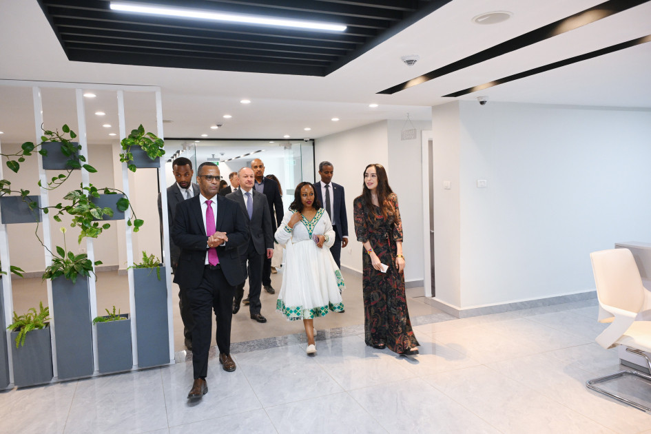 Leyla Əliyeva Efiopiyada “MESOB” dövlət xidməti mərkəzində olub<font color=red> - FOTOLAR</font>