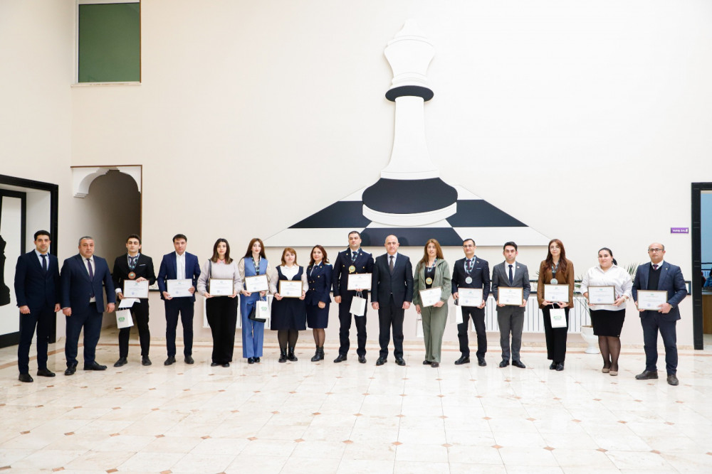 Dövlət qurumlarının əməkdaşları arasında şahmat yarışı keçirilib<font color=red> - FOTOLAR</font>