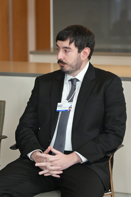 Prezident İlham Əliyev Davosda “Vestas Wind Systems” şirkətinin marketinq, kommunikasiya, davamlılıq və ictimaiyyətlə əlaqələr üzrə qrupunun baş vitse-prezidenti ilə görüşüb<font color=red> - FOTOLAR</font>