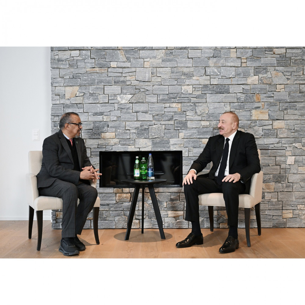 Prezident İlham Əliyevin Davosda Ümumdünya Səhiyyə Təşkilatının Baş direktoru ilə görüşü olub<font color=red> - FOTOLAR</font>