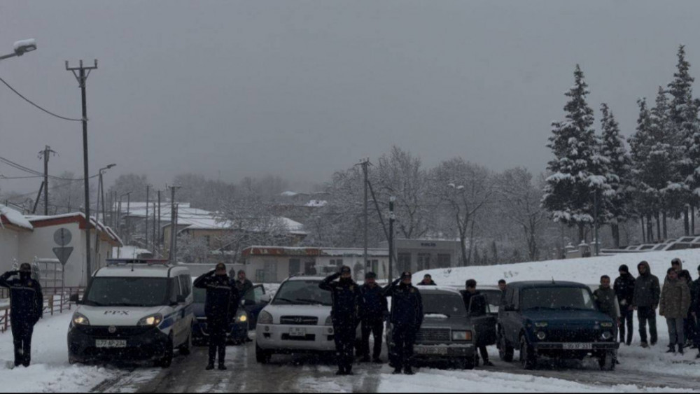 Xankəndi, Ağdərə və Xocalıda sükut dəqiqəsi – 20 Yanvar şəhidlərinin xatirəsi anıldı<font color=red> - FOTOLAR</font>