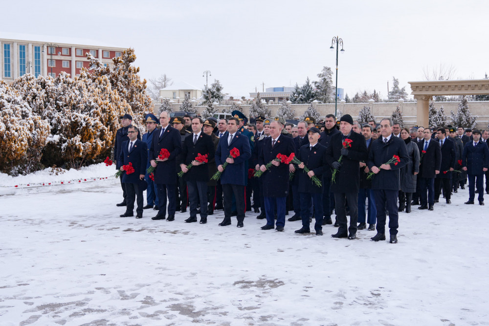 Naxçıvanda 20 Yanvar şəhidlərinin xatirəsi anılıb<font color=red> - FOTOLAR</font>