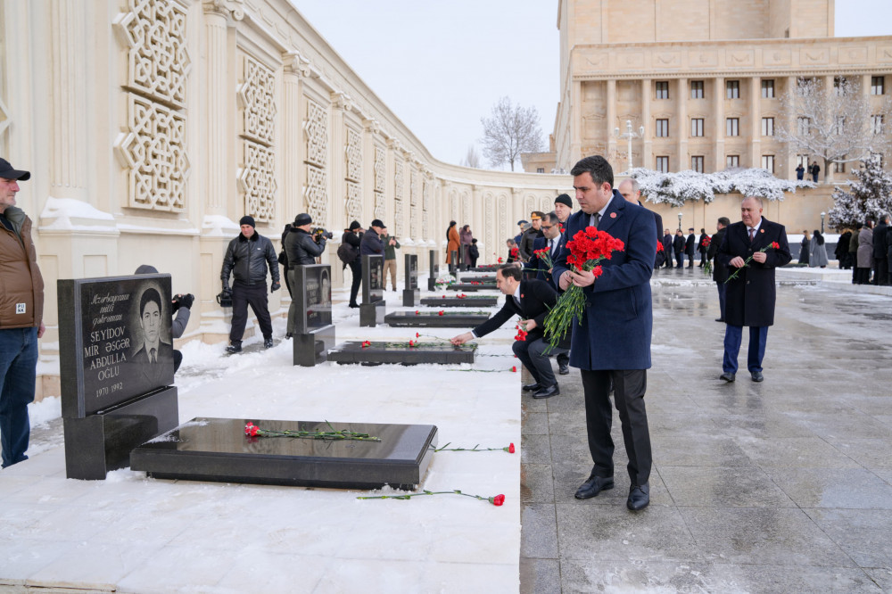 Naxçıvanda 20 Yanvar şəhidlərinin xatirəsi anılıb<font color=red> - FOTOLAR</font>