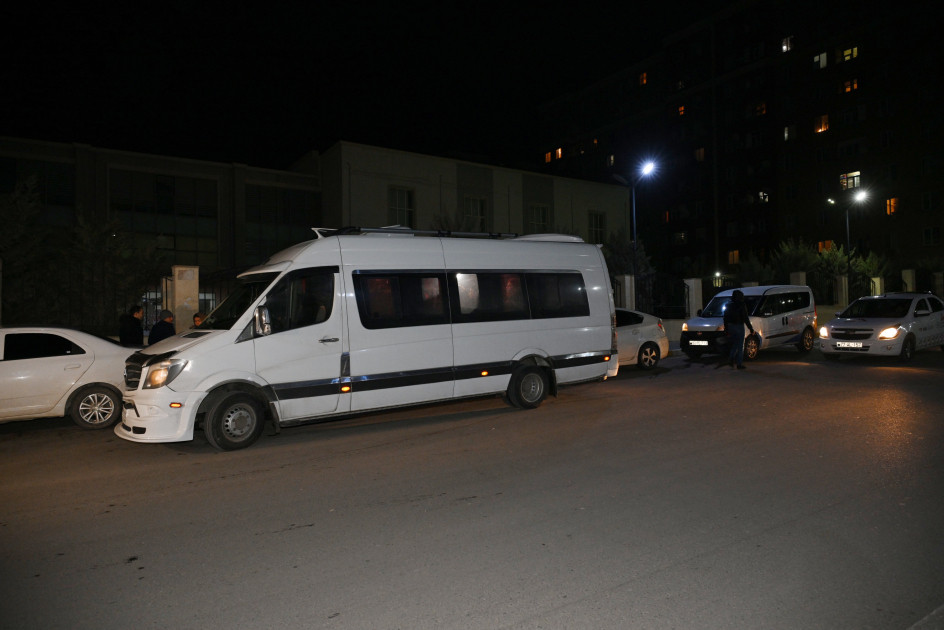 Xankəndi şəhərinə ilk köç karvanı yola salınıb<font color=red> - FOTOLAR</font>