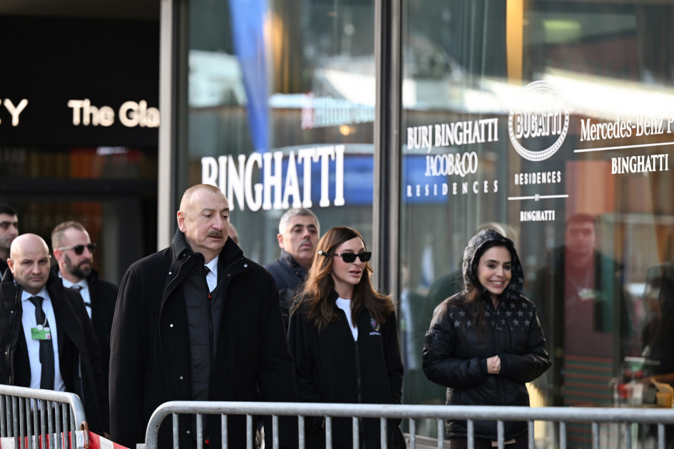 Prezident İlham Əliyev Ümumdünya İqtisadi Forumu çərçivəsində panel iclasda iştirak edib<font color=red> - FOTOLAR</font>