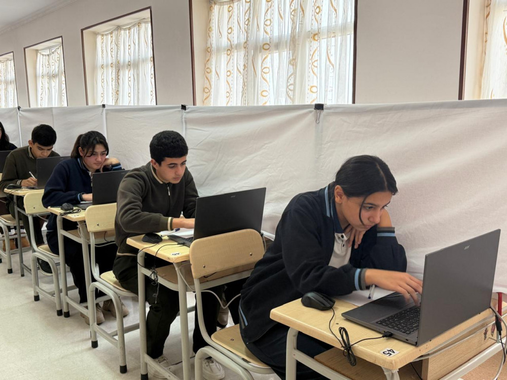 Naxçıvan məktəbliləri PISA beynəlxalq qiymətləndirmə tədqiqatında iştirak ediblər<font color=red> - FOTOLAR</font>