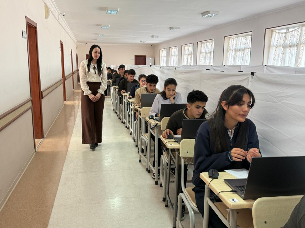 Naxçıvan məktəbliləri PISA beynəlxalq qiymətləndirmə tədqiqatında iştirak ediblər<font color=red> - FOTOLAR</font>