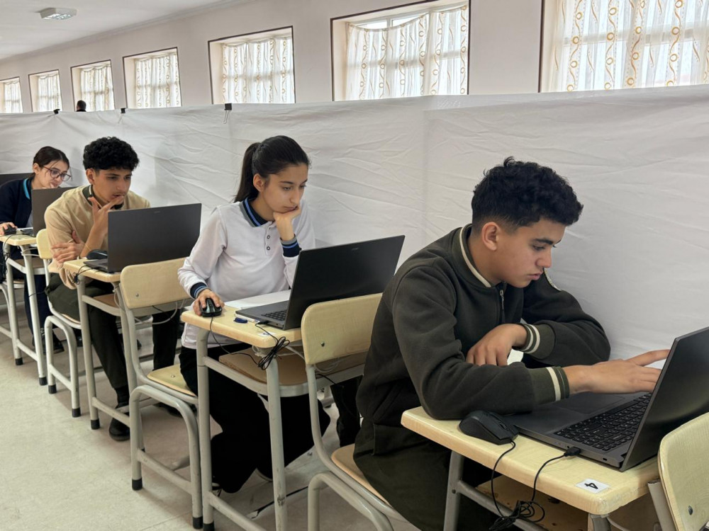 Naxçıvan məktəbliləri PISA beynəlxalq qiymətləndirmə tədqiqatında iştirak ediblər<font color=red> - FOTOLAR</font>