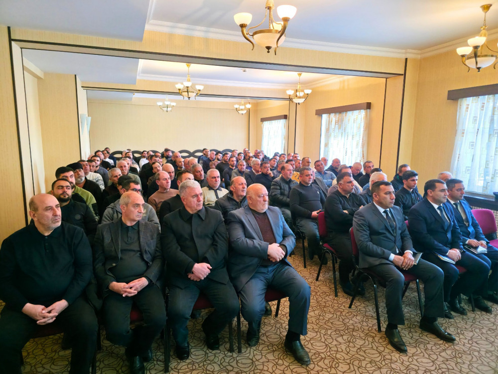 Sahibkarlar Naxçıvanda tətbiq edilən vergi və sosial sığorta güzəştləri barədə məlumatlandırılıblar<font color=red> - FOTOLAR</font>