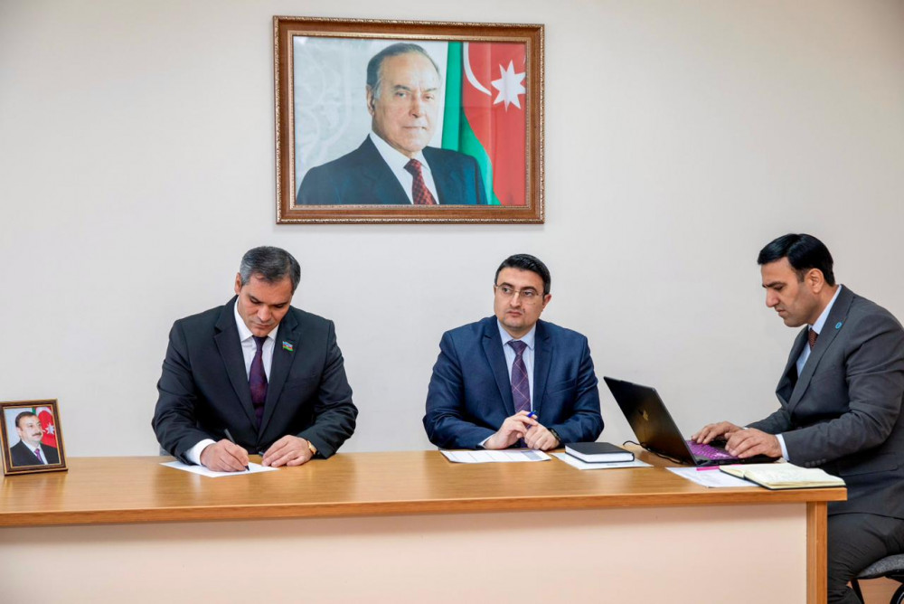 Ali Məclisin deputatı Qəzənfər Abdullayev Ərəzin kənd sakinləri ilə görüşüb<font color=red> - FOTOLAR</font>