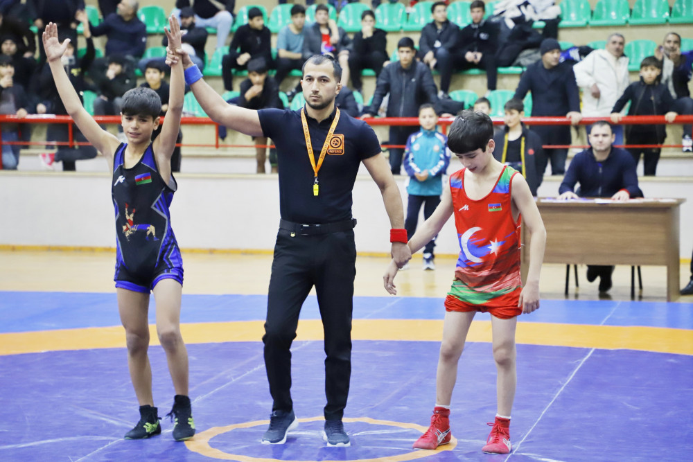 Sərbəst güləş birinciliyi başa çatıb <font color=red> - FOTOLAR</font>