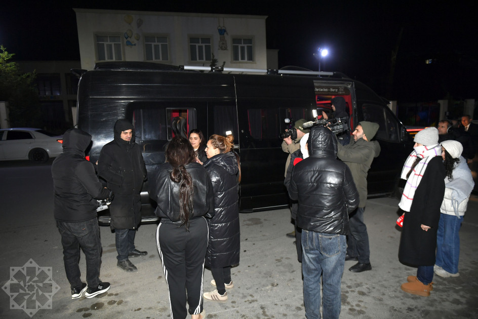 Zəngilan rayonuna növbəti köç karvanı yola salınıb<font color=red> - FOTOLAR</font>