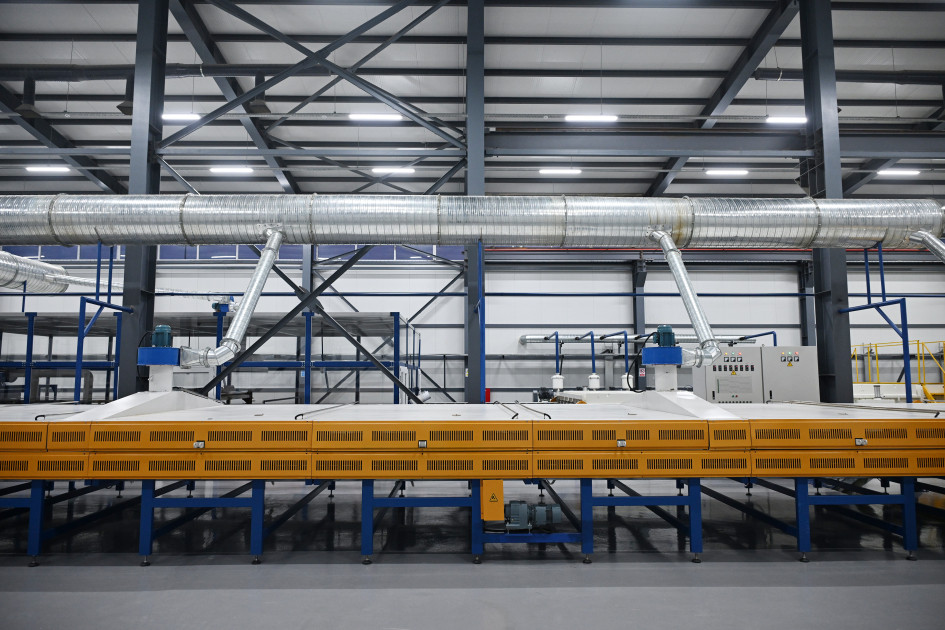 Prezident İlham Əliyev Sumqayıt Sənaye Parkında güzgü vərəqələrin istehsalı zavodunun açılışında iştirak edib<font color=red> - FOTOLAR</font>