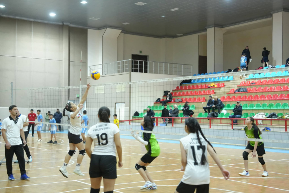 Voleybol üzrə Naxçıvan Muxtar Respublika zona birinciliklərinə start verilib<font color=red> - FOTOLAR</font>