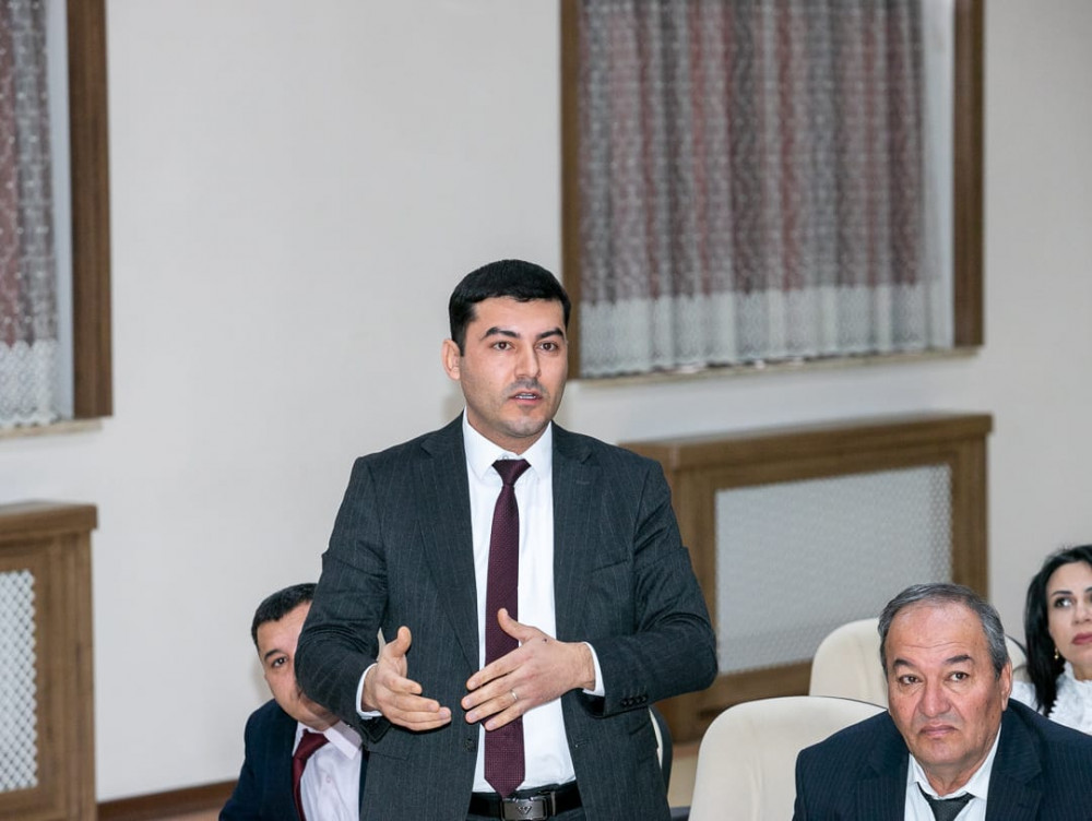 Naxçıvanda ümumtəhsil müəssisələrinin direktor və direktor müavinləri üçün təlimlərə start verilib<font color=red> - FOTOLAR</font>