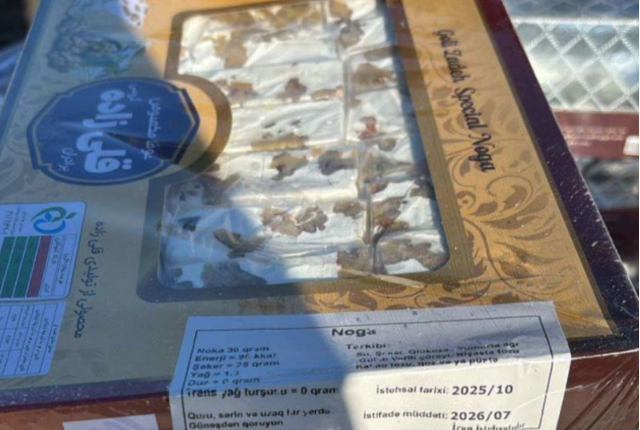 İrandan Azərbaycana gətirilən 1680 kq qənnadı məhsulunda kif aşkarlanıb<font color=red> - FOTOLAR</font>