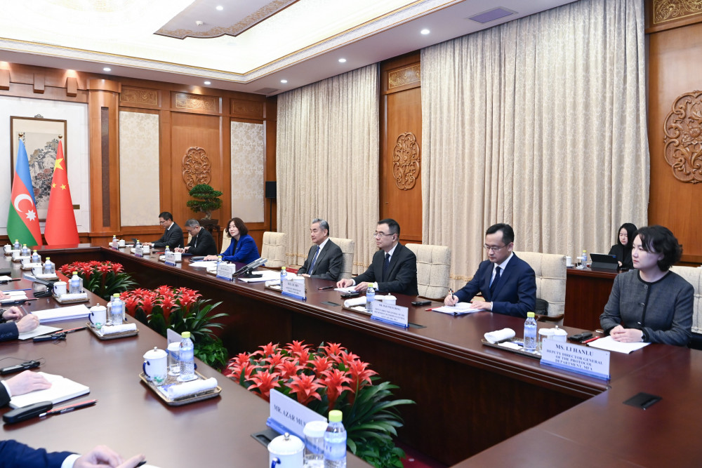 Ceyhun Bayramov çinli həmkarı ilə beynəlxalq prosesləri müzakirə edib <font color='red'> - YENİLƏNİB 2</font><font color=red> - FOTOLAR</font>