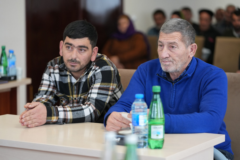 Səlahiyyətli nümayəndə Sədərək rayonunda vətəndaşları qəbul edib<font color=red> - FOTOLAR</font>