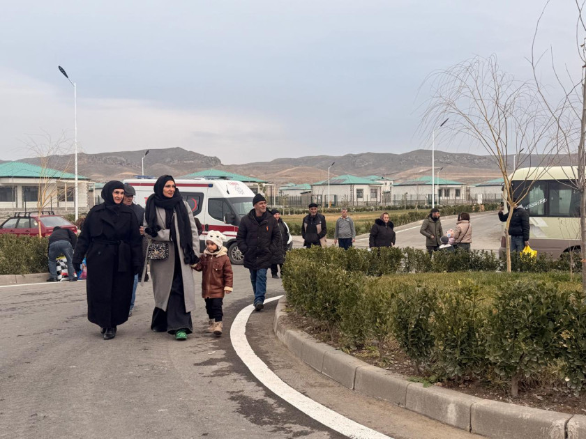 Məmmədbəyli kəndində daha 26 ailəyə evlərinin açarları təqdim olunub <font color='red'> - YENİLƏNİB</font><font color=red> - FOTOLAR</font>