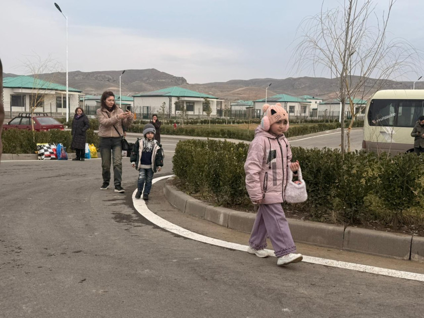 Məmmədbəyli kəndində daha 26 ailəyə evlərinin açarları təqdim olunub <font color='red'> - YENİLƏNİB</font><font color=red> - FOTOLAR</font>